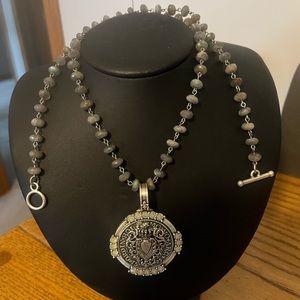 French Kande Rondelle Aime Medallion